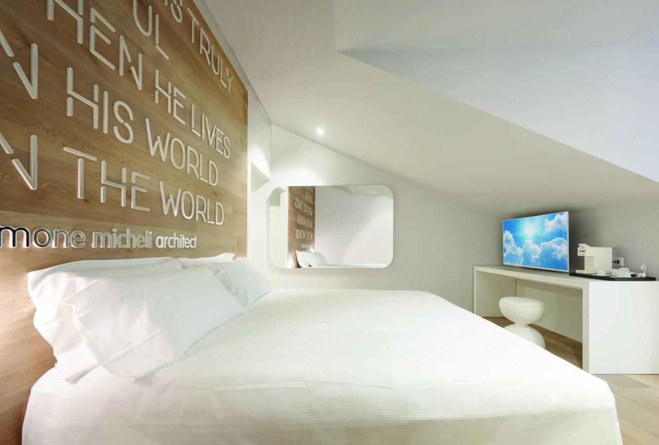 Youme Design Place Hotel Trieste Esterno foto