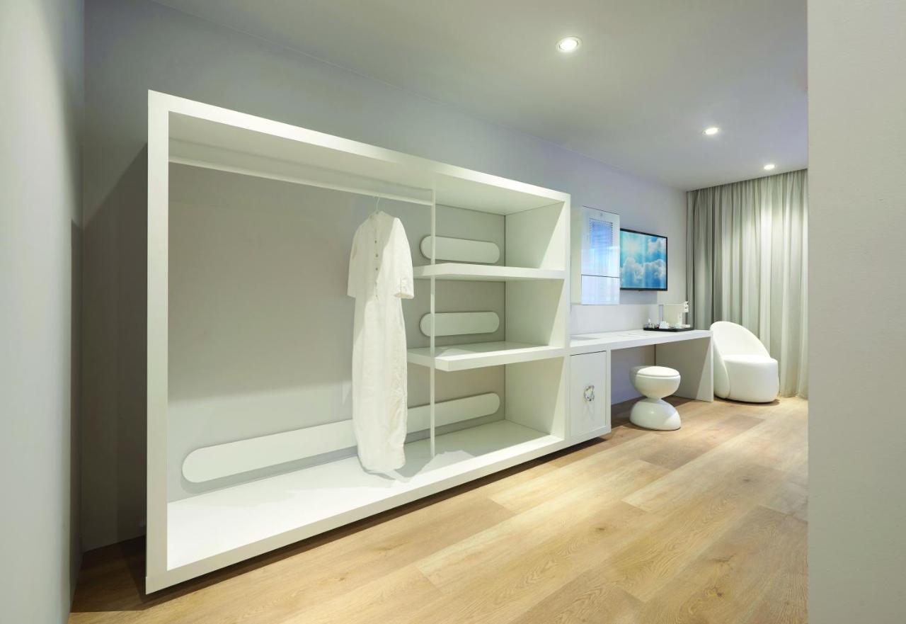 Youme Design Place Hotel Trieste Esterno foto
